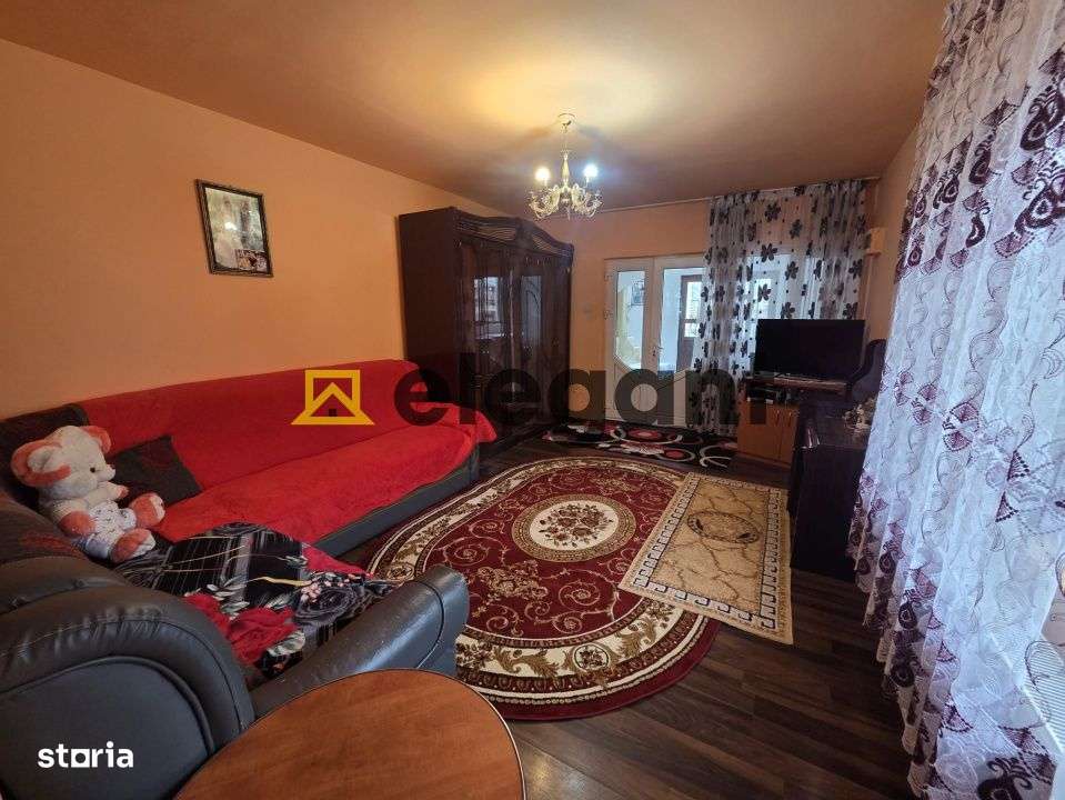 Casa,  P+M, 95 mp utili, teren 125 mp, an 2007, Calea Severinului-SIF-2