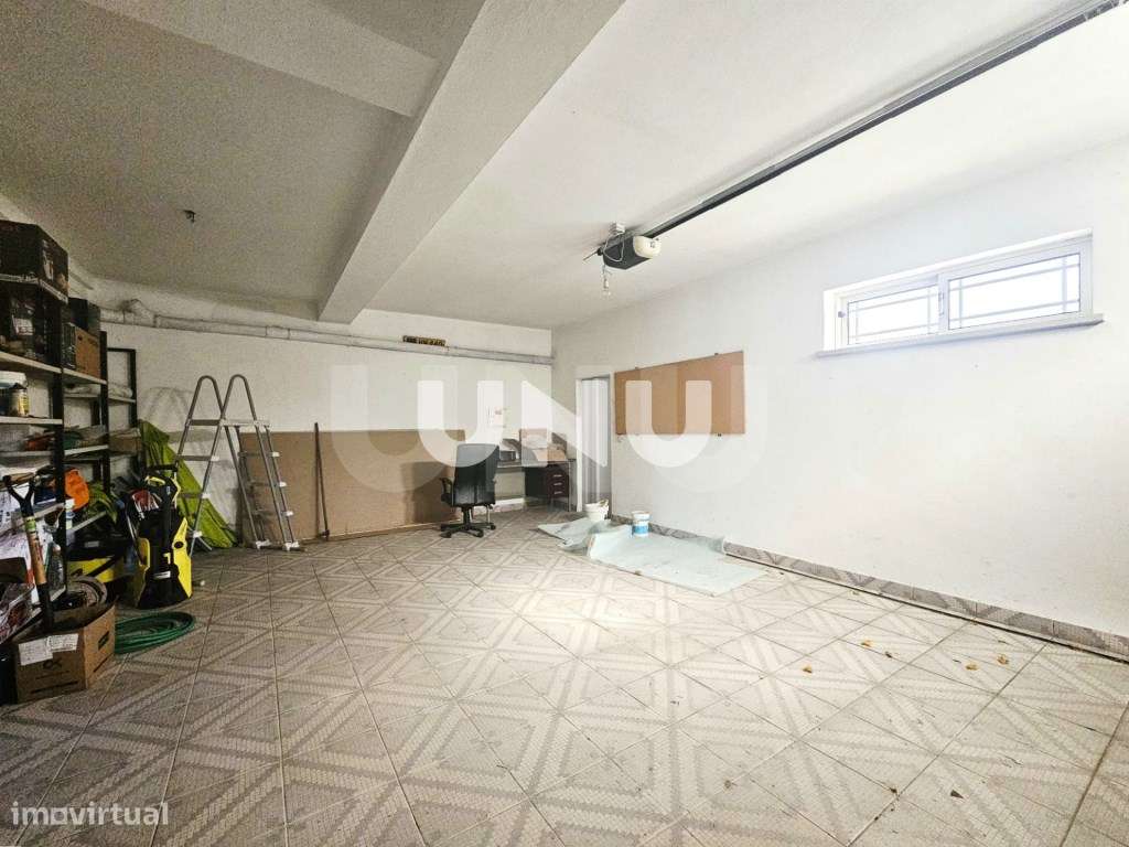 Moradia em Banda T5 - A 5 Minutos do Centro da Cidade de Viseu-33