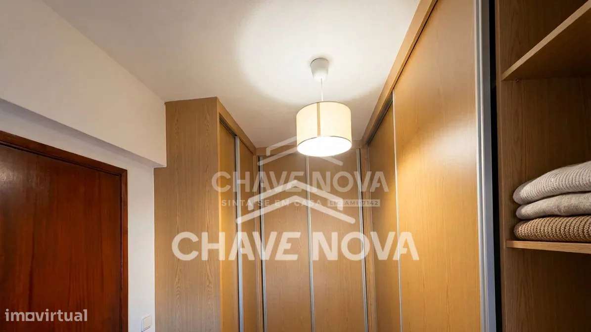 Andar Moradia V2+1 c/ Garagem em Canidelo-18