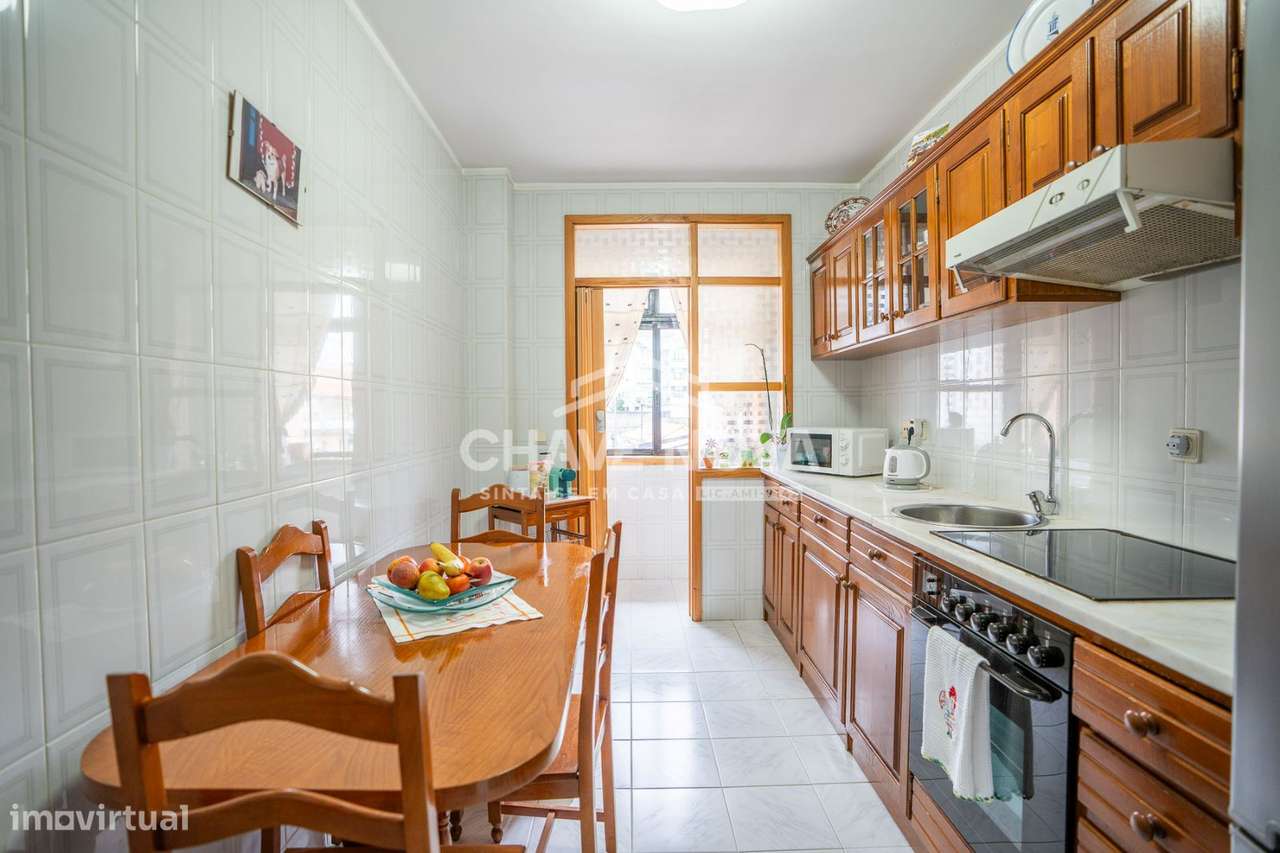 Apartamento T2 Usado em otimo estado em Oliveira do Douro-10