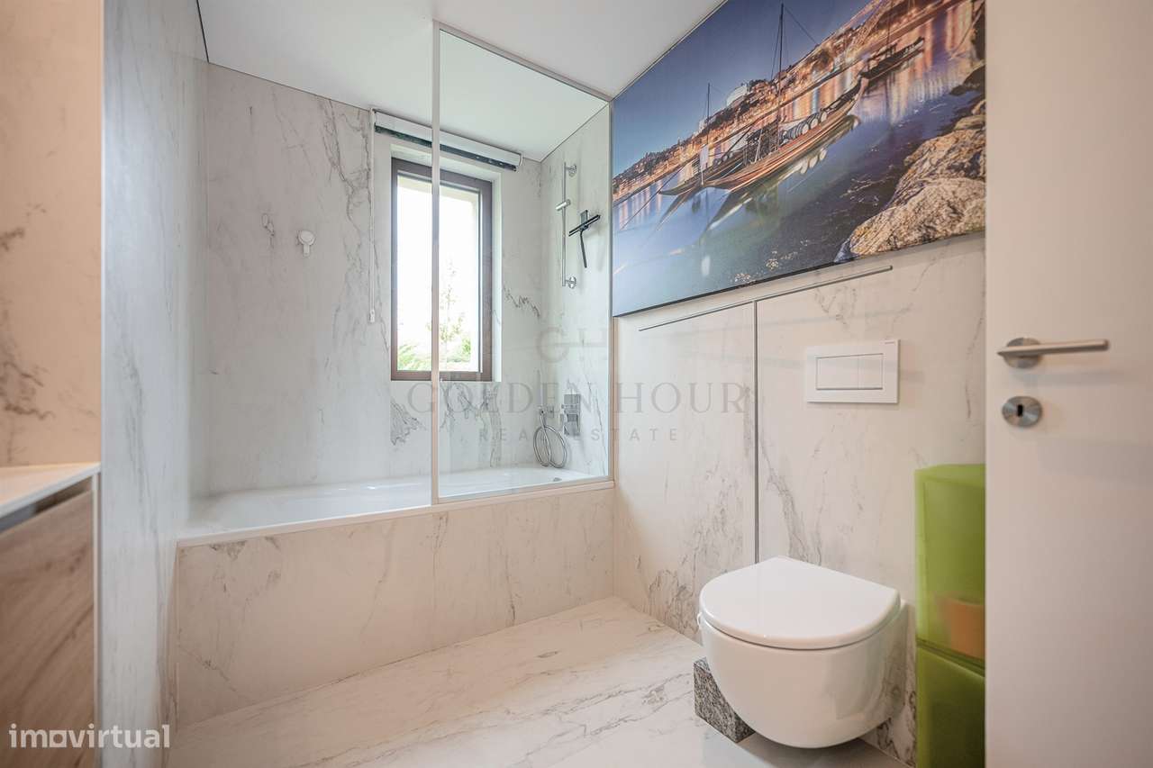 Apartamento T3 de Luxo na Quinta Marques Gomes | Golden Hour Real Esta-41