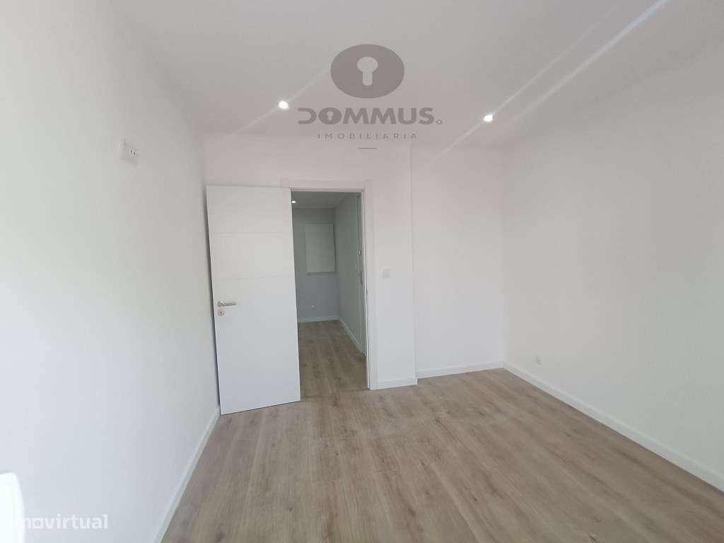 Apartamento T1 na Reboleira totalmente remodelado com terraço-7