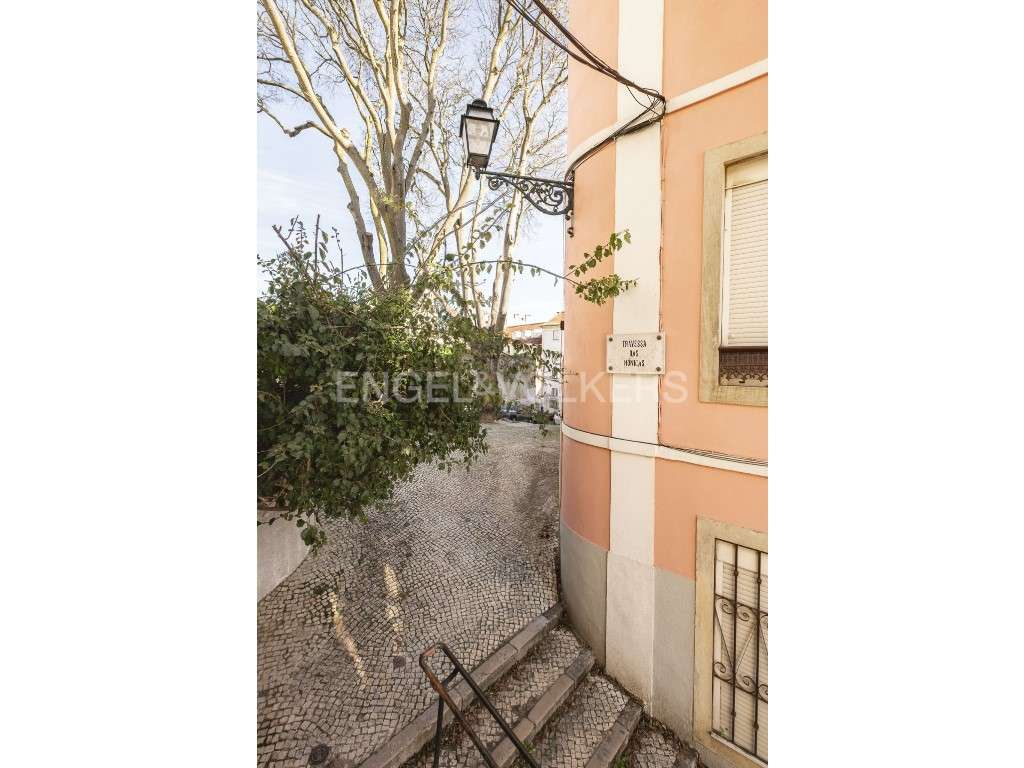 T2 Em Remodelação na Graça - Grande imagem: 4/7