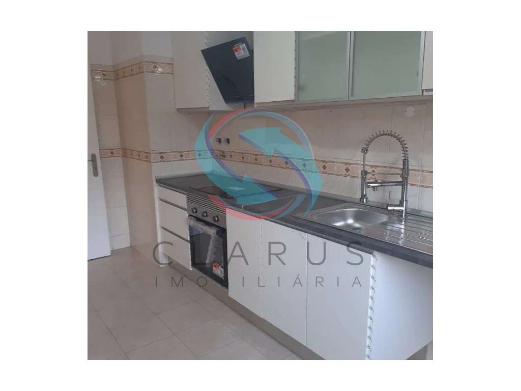 Apartamento T2 em Sintra - Tapada das Mercês-1