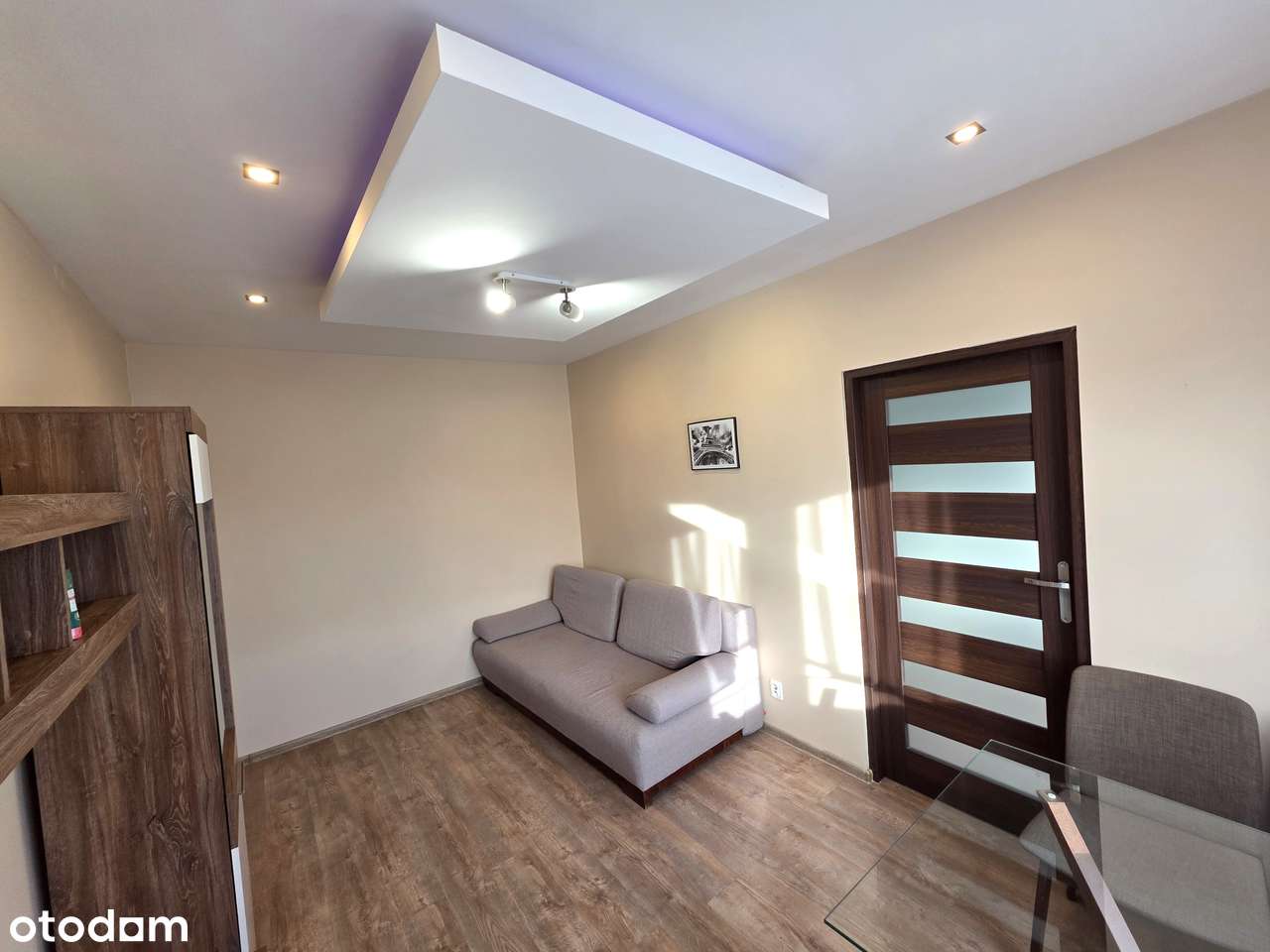 2 pokoje po generalnym remoncie na ogrodzonym i monitorowanym terenie!-0