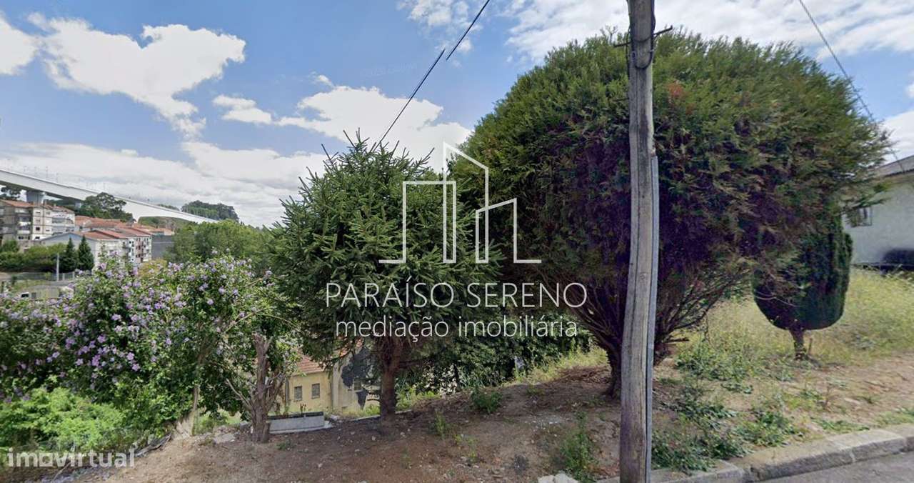 Terreno Oliveira do Douro - Grande imagem: 2/2