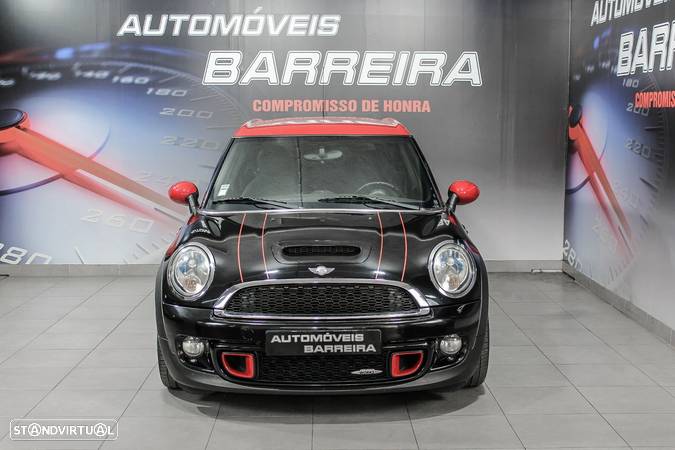 MINI Clubman John Cooper Works - 16