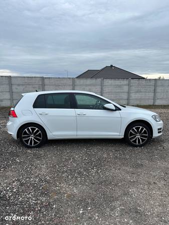 Volkswagen Golf 1.4 TSI BlueMotion Technology DSG Highline - 3