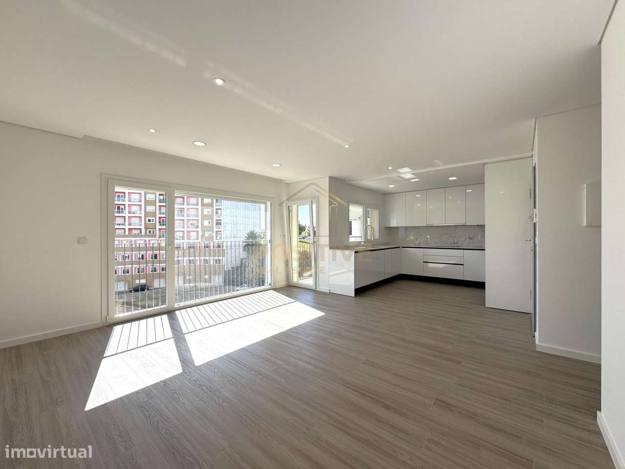 T3 em Santa Marta do Pinhal | Suite, 2 varandas e zona social de 31 m2-7