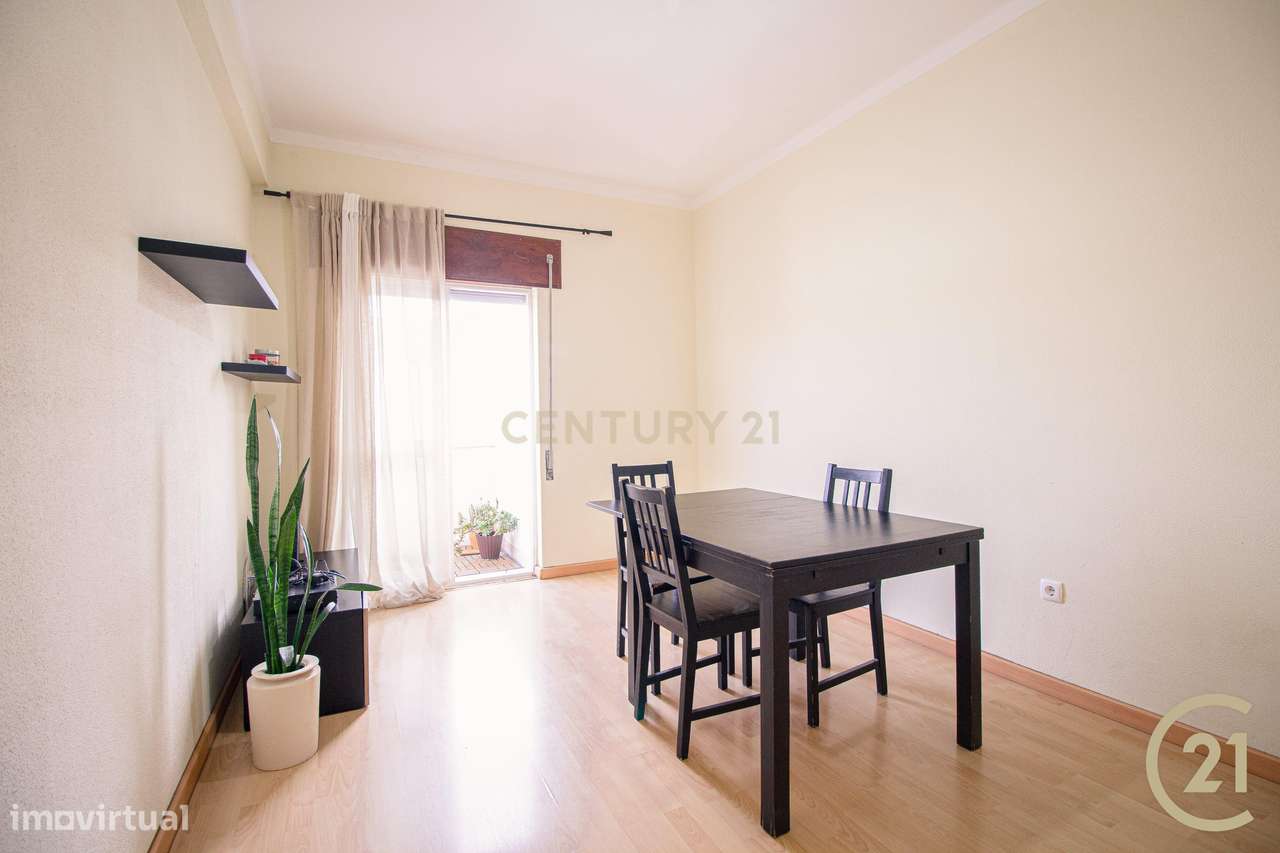 Apartamento T2 no Lavradio (Barreiro) - Grande imagem: 2/16