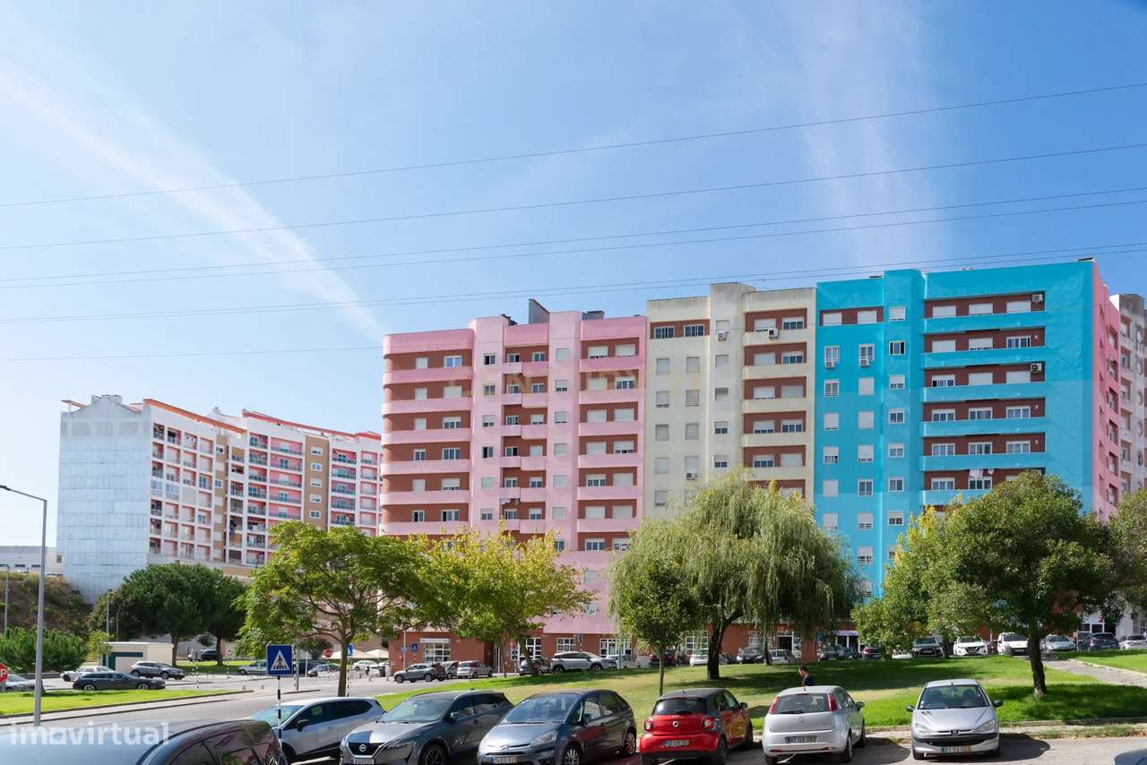 Terreno p/ prédio c/ 27 fogos, 3 comércios e cave em Santa Marta do Pi - Grande imagem: 4/32