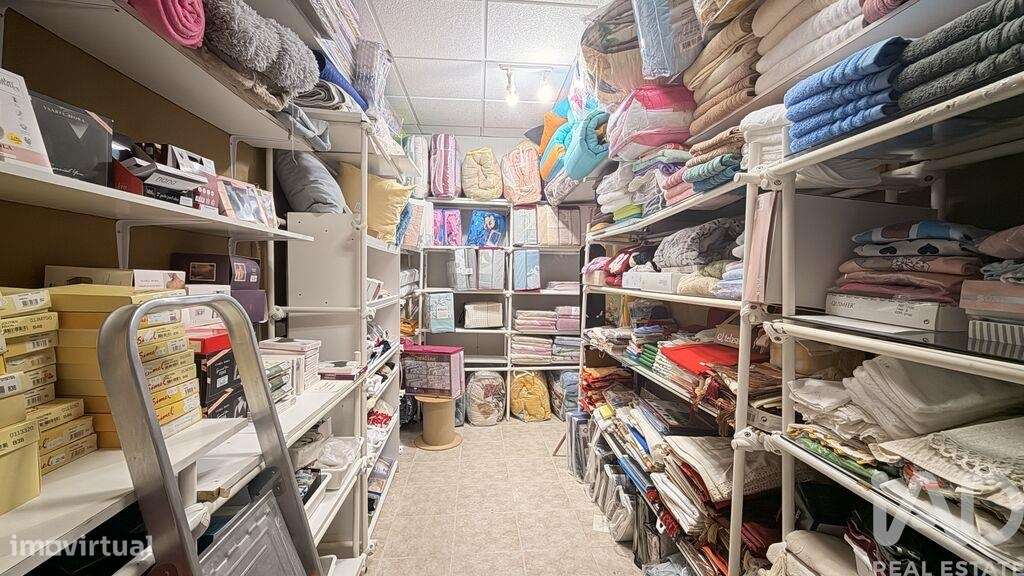 Loja / Estabelecimento Comercial em Amiais de Baixo de 83,00 m2 - Grande imagem: 5/23