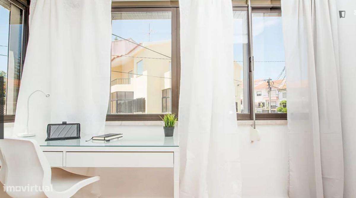 Quarto - localizado em Carcavelos Lisbon - Grande imagem: 5/7