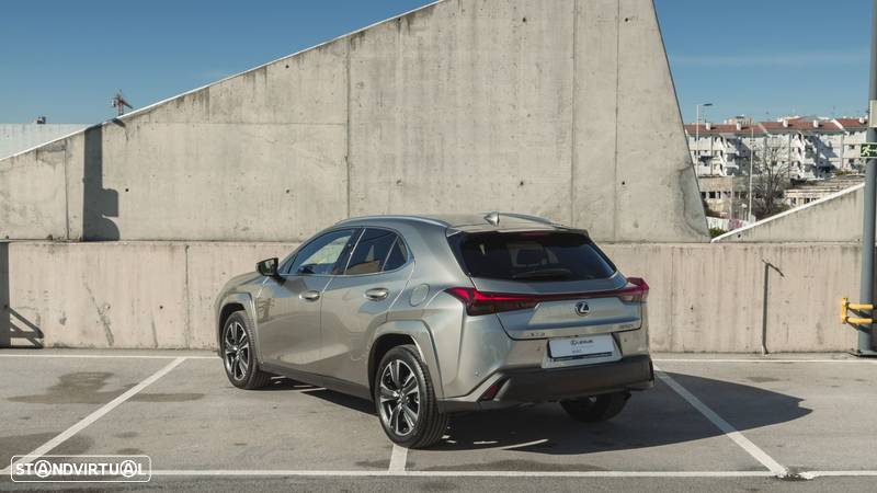 Lexus UX 250h Luxury - 7