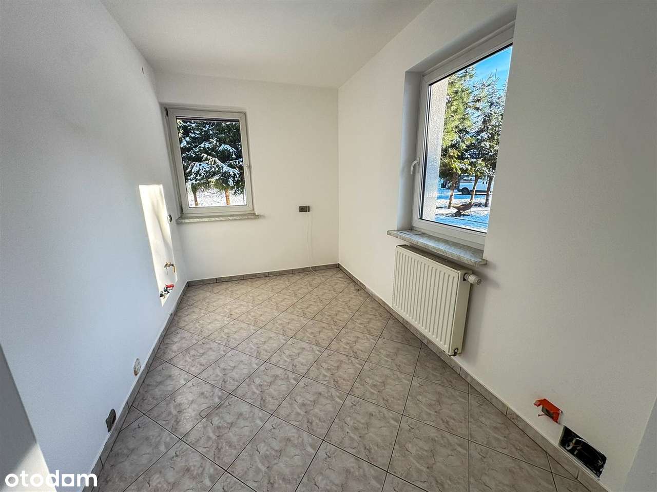 ***Dom jednorodzinny ze świetnym dojazdem***-8