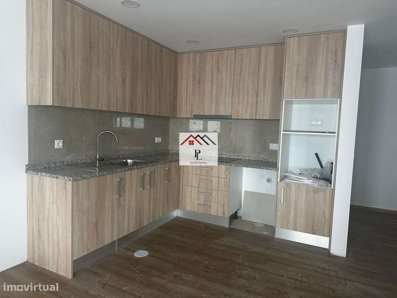 Apartamento T2+3 Novo na Praia de Mira em fase de acabamento (V892-3MS-2