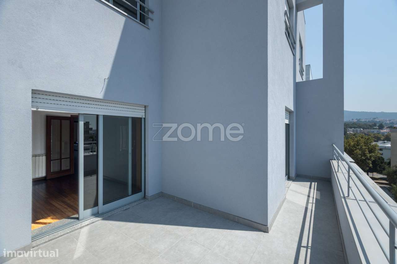 Apartamento T5 Duplex com terraço, perto do Tribunal, Braga - Grande imagem: 4/23