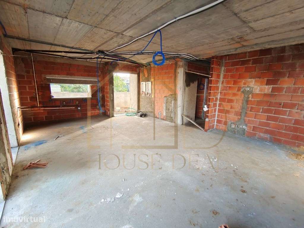 Sofisticada Moradia Térrea T3 +1 com Piscina. Fernão Ferro-13