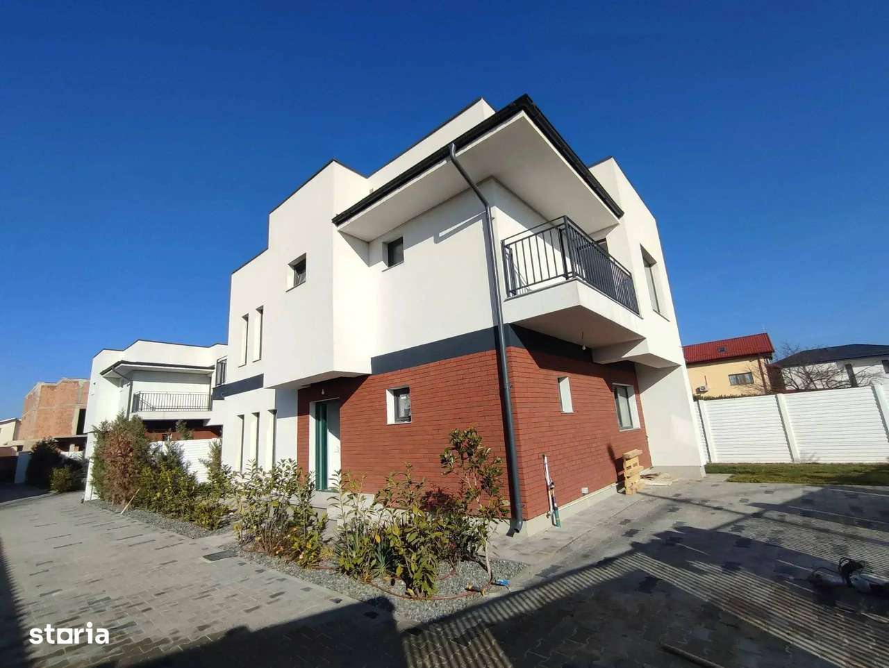 Vila Individuala 4 Camere Otopeni | Calitate | Zona Civilizata, Matura - Imagine principală: 2/17