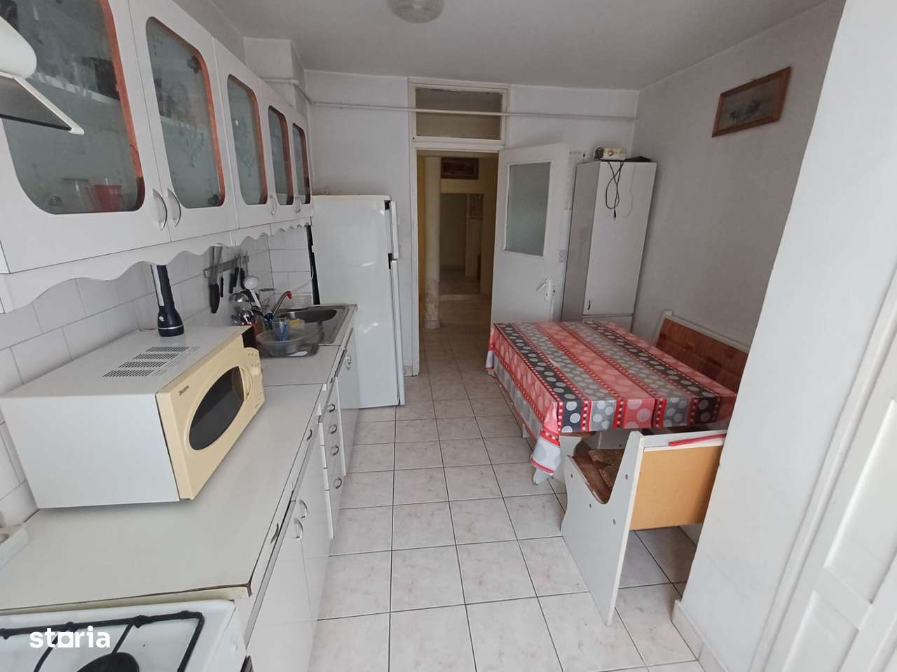 Republicii, zona buna ,4 camere, etaj 3-3