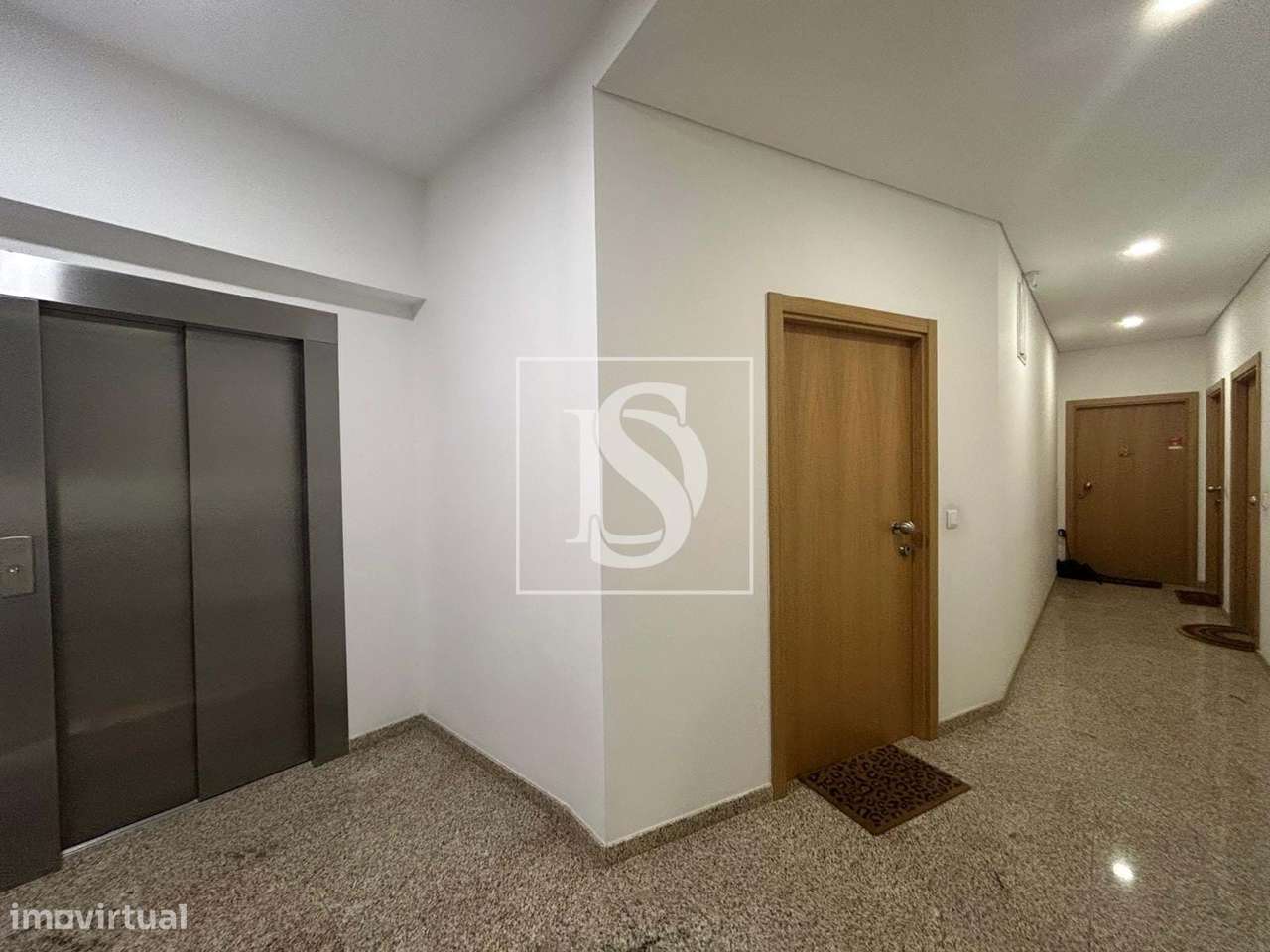 Apartamento T0 no coração de Viseu-9