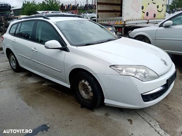 Dezmembrez Renault Laguna 3 2009 2.0dci Euro 4 - 2