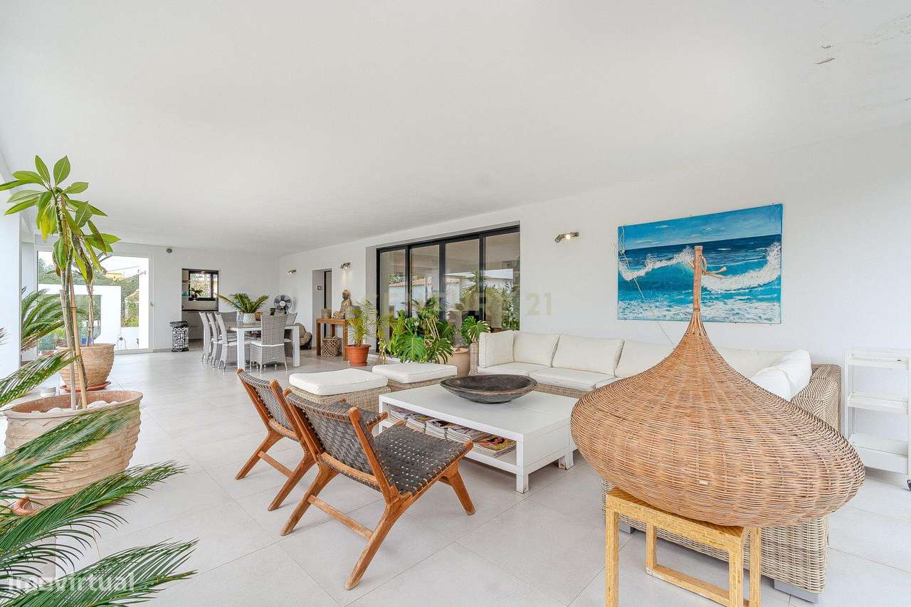 Moradia Renovada com Piscina em Quelfes, Olhão-8