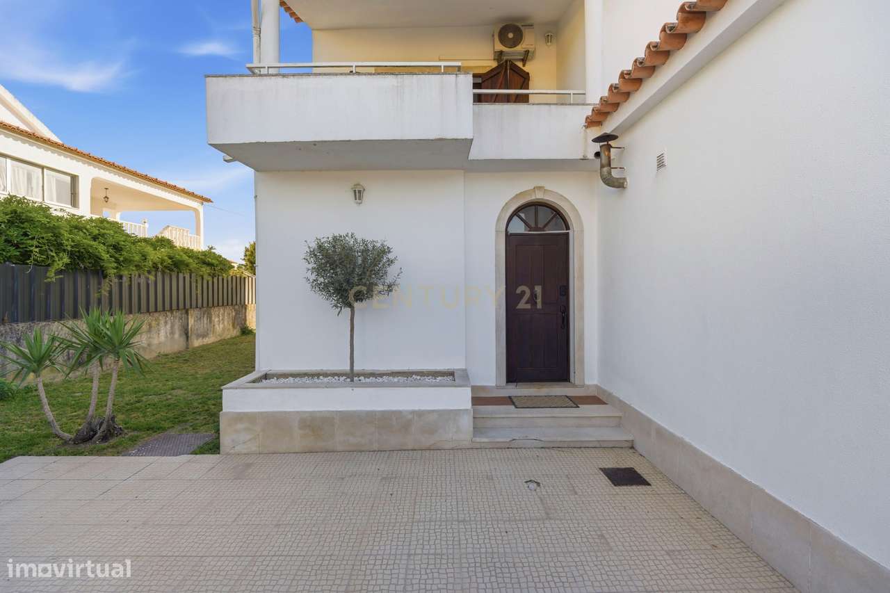 Quinta de Charme em Palmela – Renovada, Espaçosa e Pronta a Viver-35