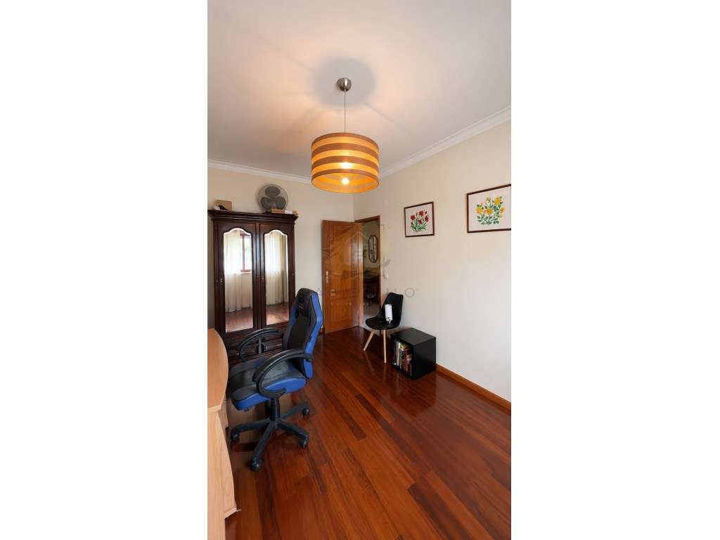 Apartamento T2 Rc com logradouro comum-7