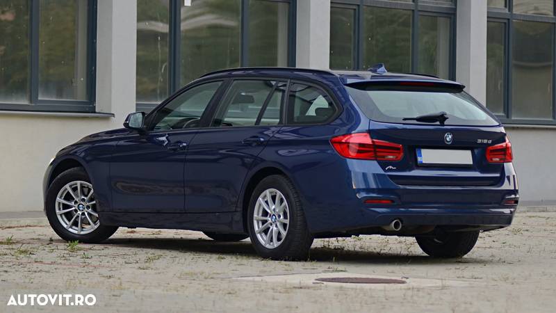 BMW Seria 3 318d Touring Blue Performance - 3