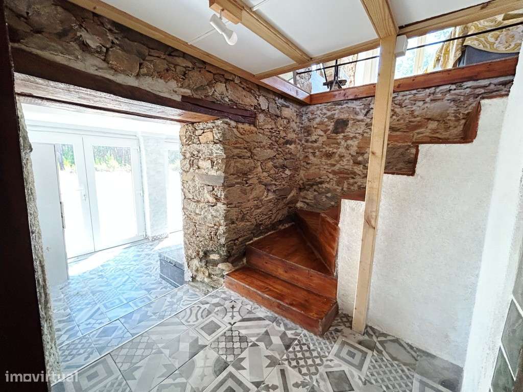 Moradia T3 com disposição única - Grande imagem: 5/13