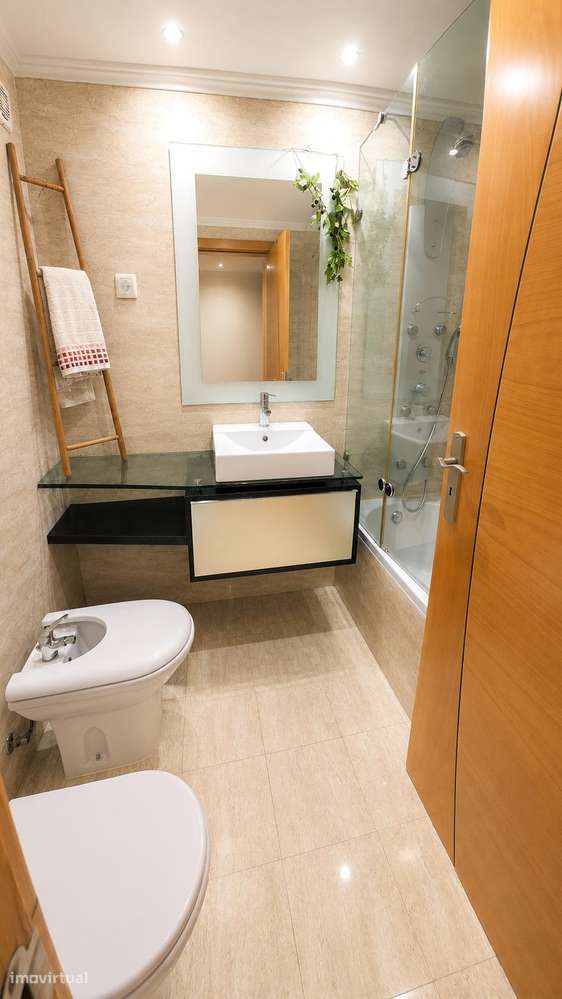 Apartamento T3 em Corroios, Seixal | 115 m2 | Santa Marta do Pinhal-13