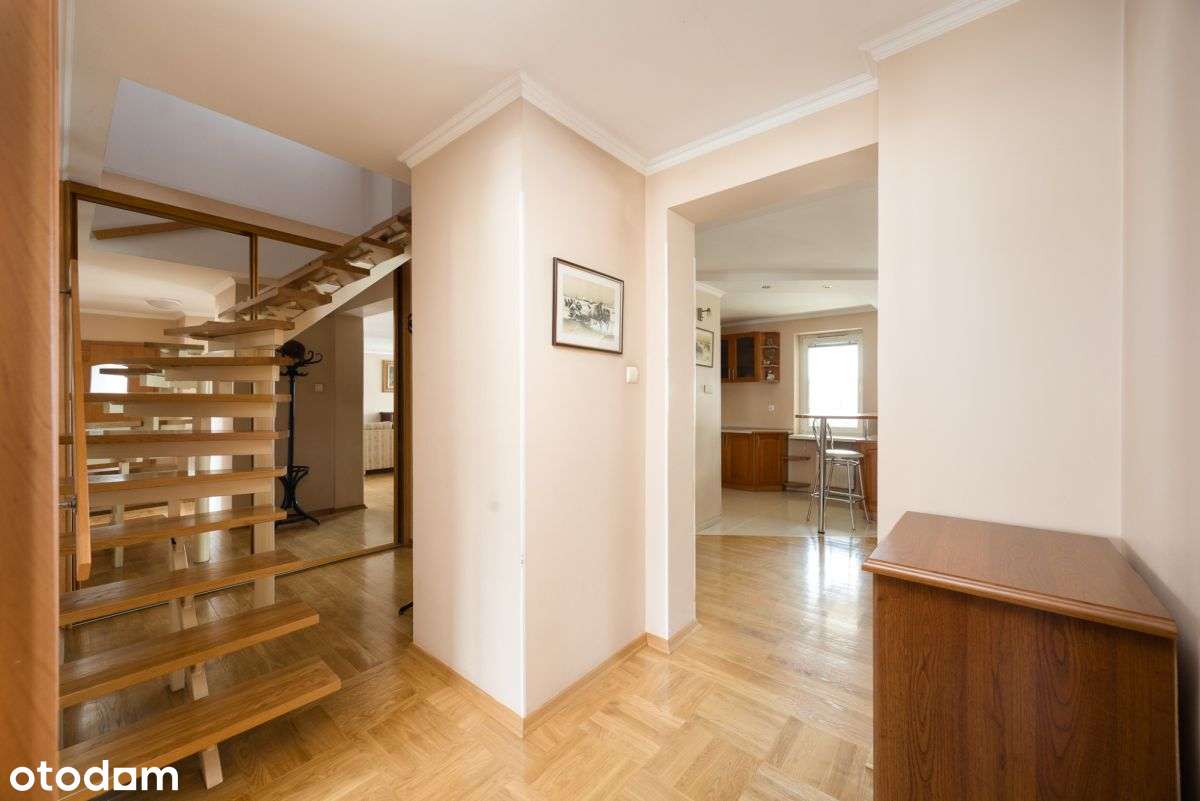 Dwupoziomowe Mieszkanie 146 m² Aleje Jerozolimskie-13