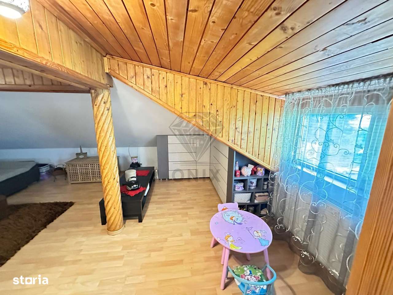 Apartament tip penthouse zona Jetoil Ploiesti-15