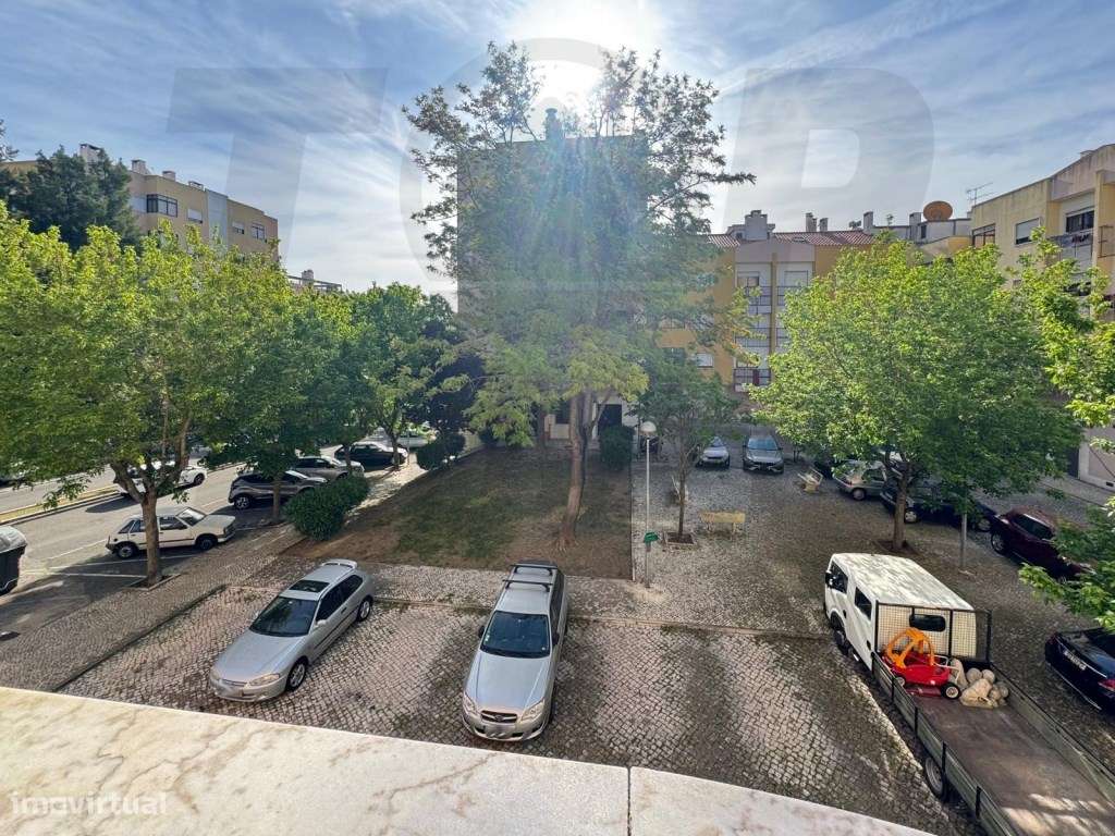 Apartamento T3 - Prior Velho - 375.000€-21