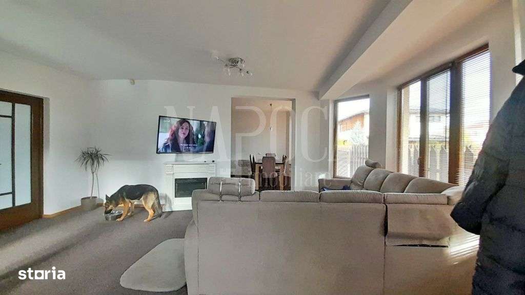 Casa 5 camere de vanzare in Floresti - Imagine principală: 3/10