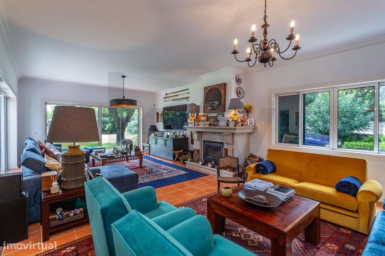 Moradia de Luxo T3 + 1 com Piscina e Jardim Privado em Alcabideche, Ca-18