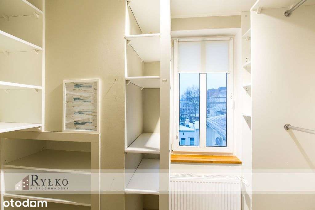 - 3 pokoje w Centrum, piwnica, parking --11