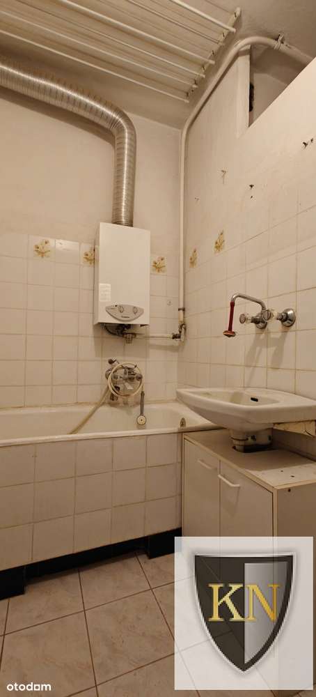 Lsm - 3 pokojowe mieszkanie do remontu.-12