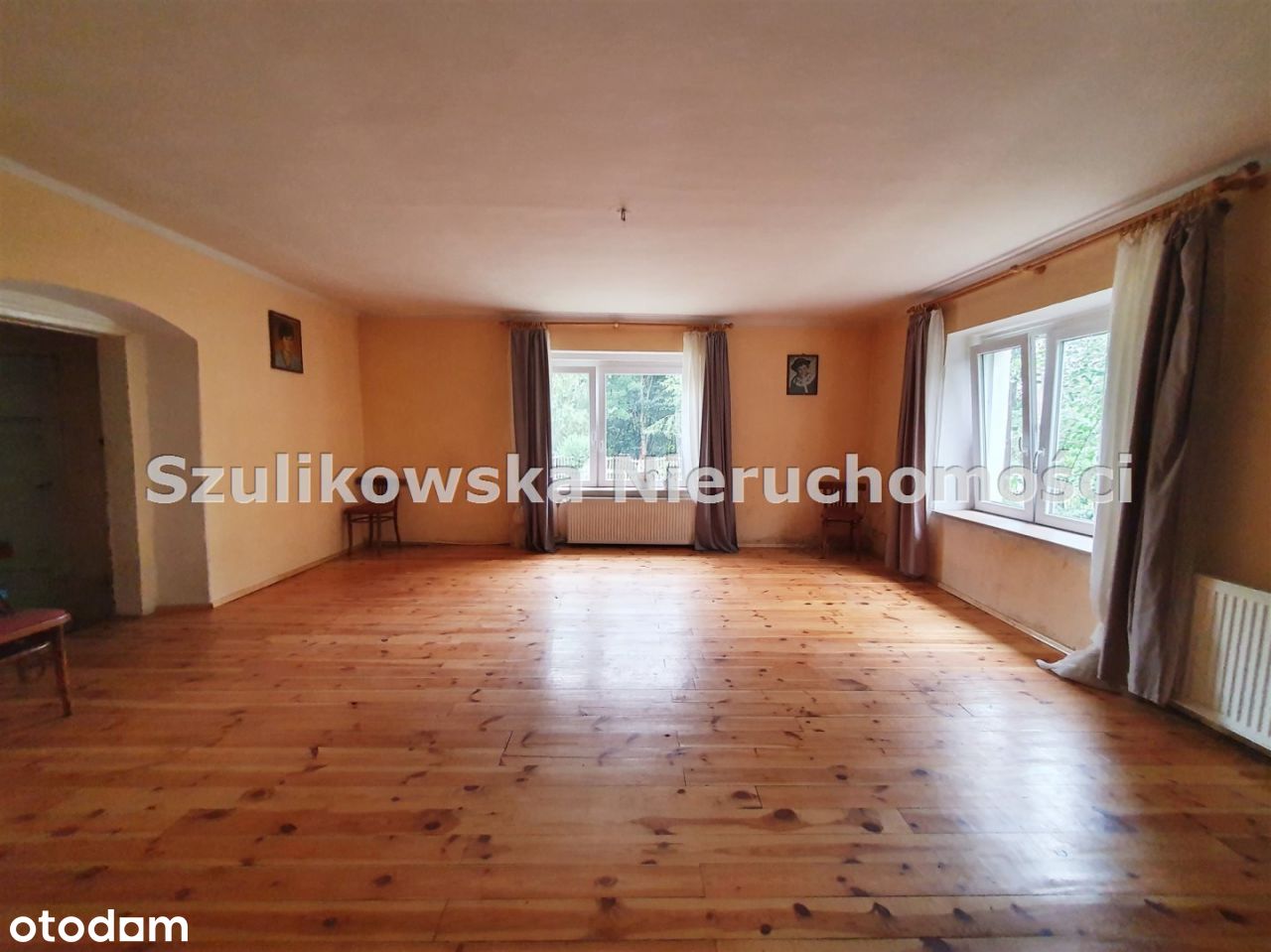 Dom, 230 m², Stoszowice