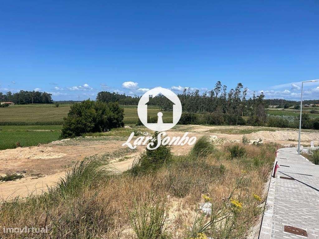 Lote para construção de moradia de gaveto, em Retorta, Vila do Conde.-0