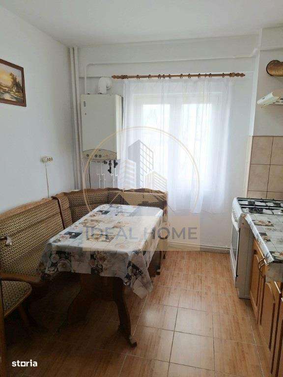 Apartament cu 3 camere decomandat - 71mp - etaj intermediar - Mircea c - Imagine principală: 4/10