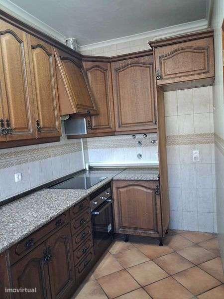 Arrendo Moradia Unifamiliar Bº da Casinha - Grande imagem: 4/12