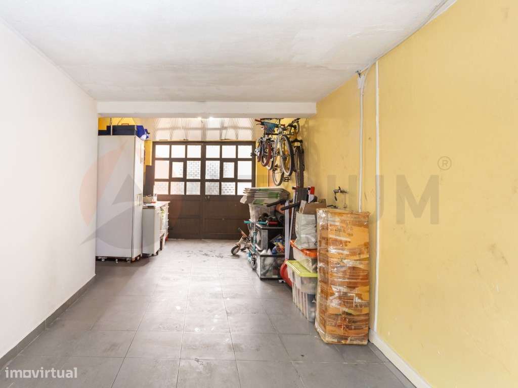 Moradia T3 com garagem, no Faralhão-33