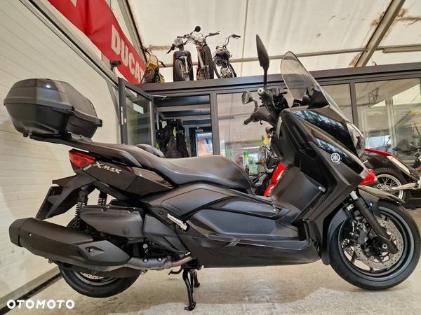 Yamaha X-max - 16