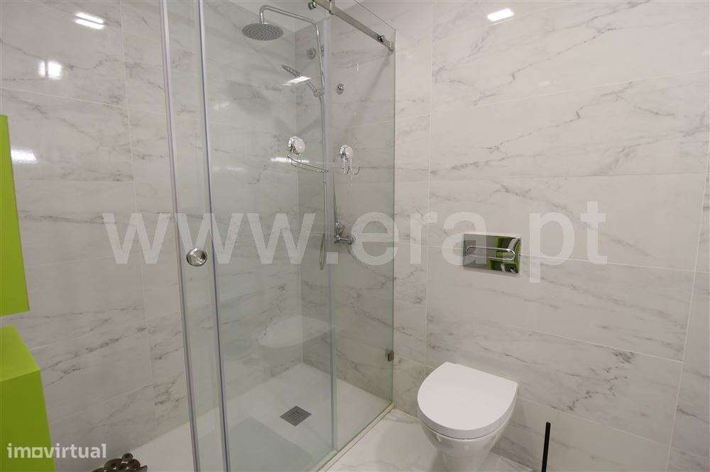 Moradia em Banda 3 quartos, Venda-12