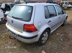 Dezmembrez VW Golf 1.4i-16v AXP Euro4 - 4