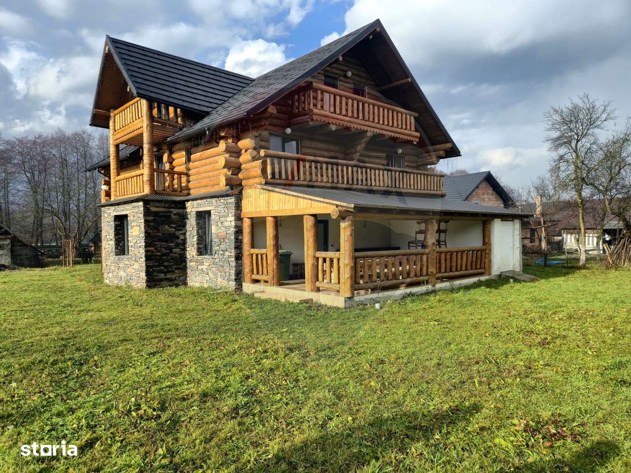 Casă / Vilă cu 6 camere de vânzare-16