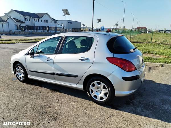 Peugeot 308 - 9