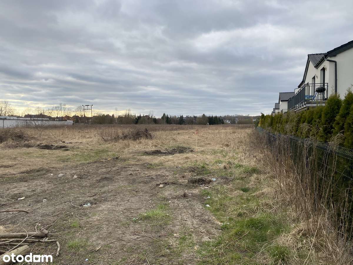 Działka budowlana w mieście, media w ul. Żyznej-5